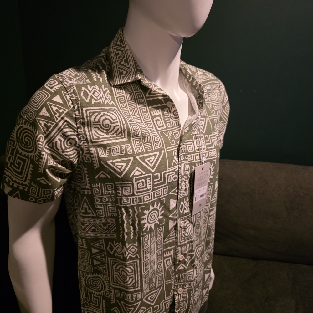 FOLK Geometric Patterned Green Shirt
